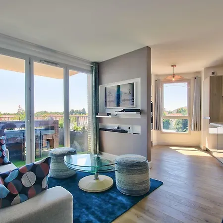 Апартаменты Bedland Байи-Роменвилье